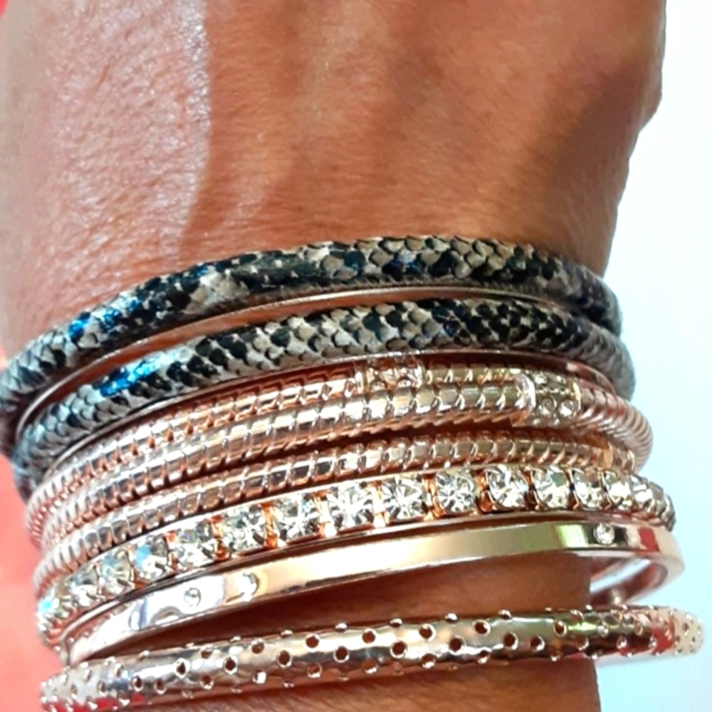 Fashion stackable bangles